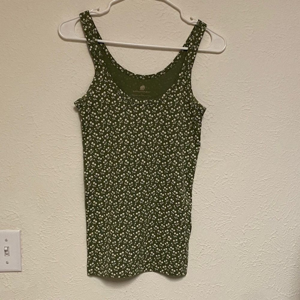 Banana Republic Green Floral Women's Tank Top